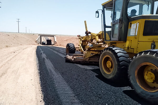 بهسازی راه‌های فرعی و روستایی؛ آسفالت و ایمن‌سازی بیش از ۷۷۰۰ کیلومتر مسیر در کشور